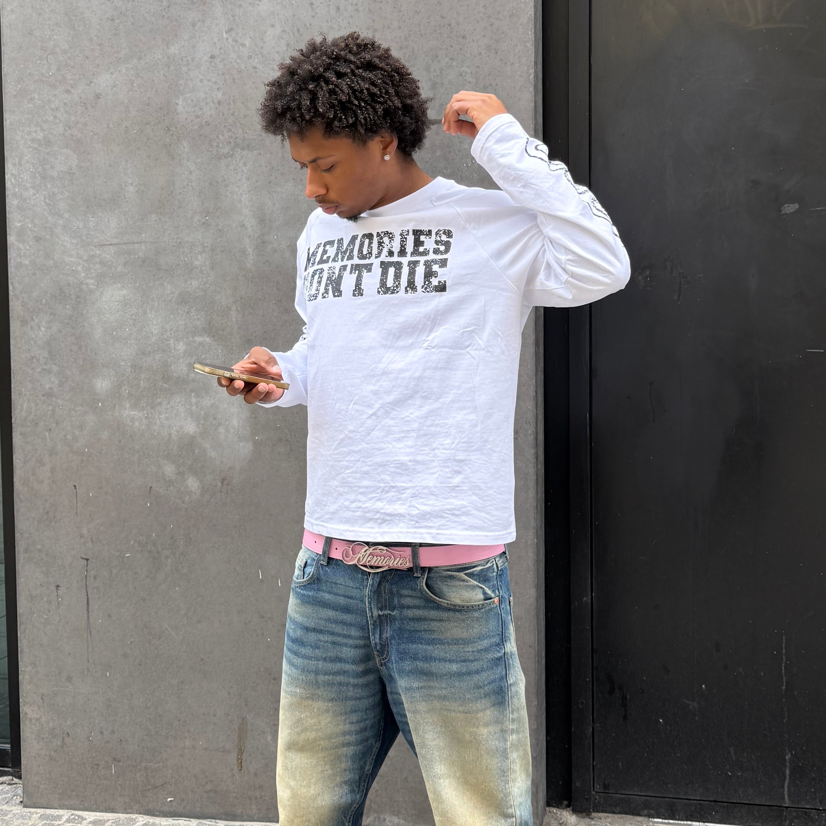 Wunderbar Kombinierbar|<span
data-bs-toggle="tooltip"
data-bs-placement="top"
title="Einfache, individuelle Anpassung mit Gratis-Verstelltool."
style="cursor:pointer; text-decoration: underline; display: inline-flex; align-items: center; gap: 6px;"
>
<i class="bi bi-info-circle" style="color:black;"></i>
Mehr Infos
</span>