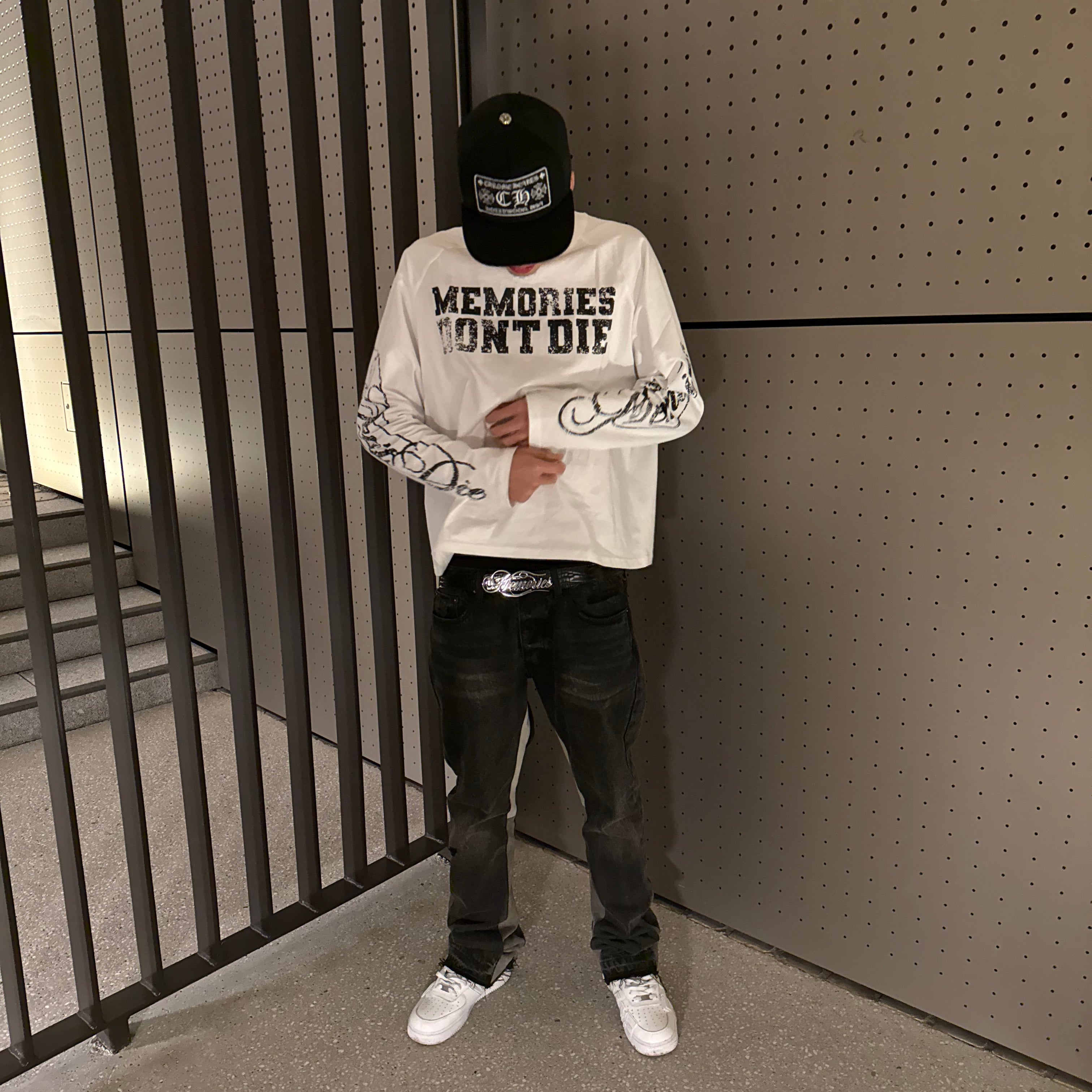 Memories Dont Die Longsleeve